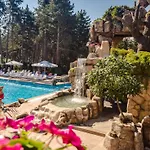 Dvoretsa Hotel