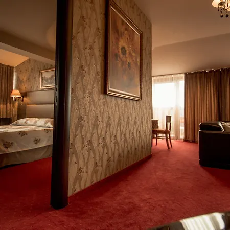 Dvoretsa Hotel