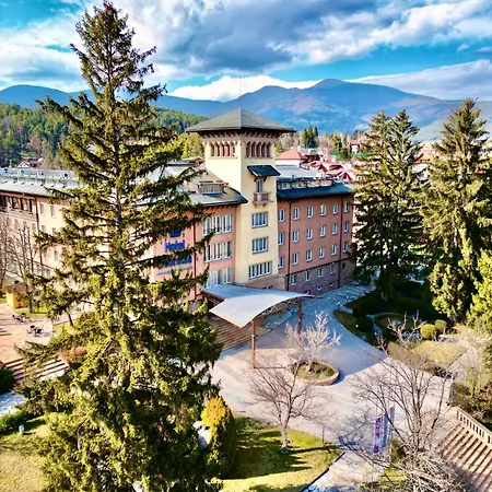Dvoretsa Hotel 5*