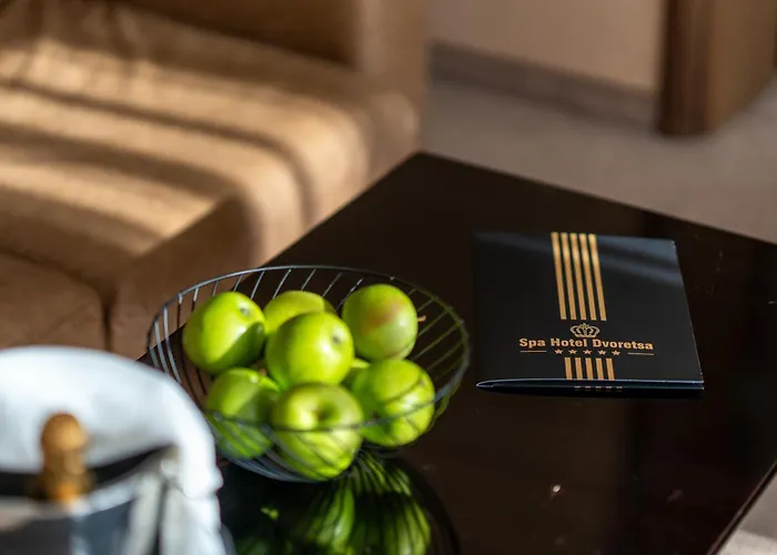 Dvoretsa Hotel